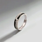 Anillo de Fe con Cruz: Paz, Amor y Devoción Eterna