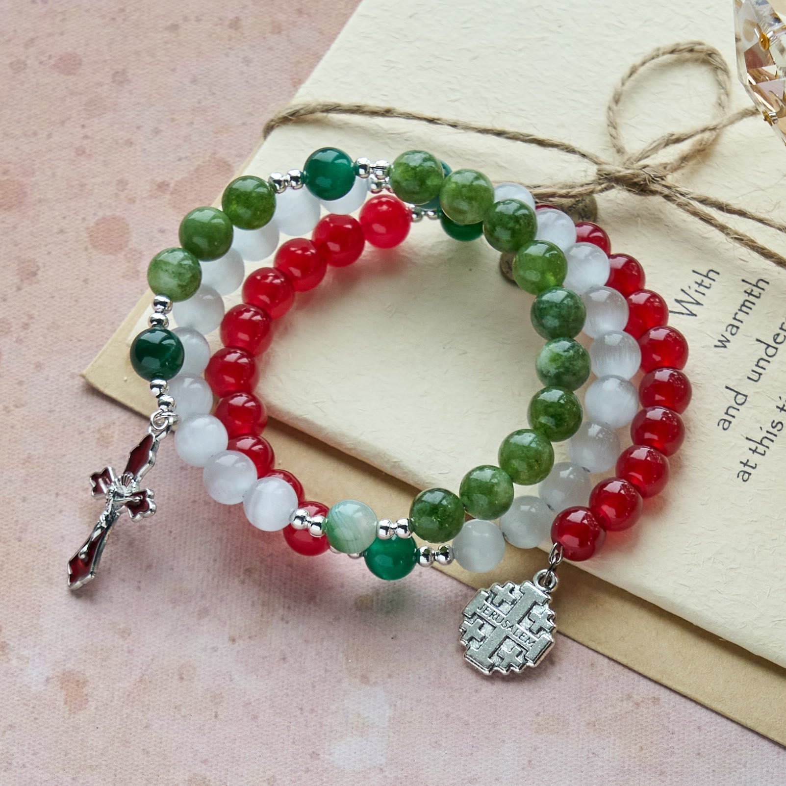 Pulsera Rosario de Ágata Jade de Navidad: Fe y Devoción Festiva