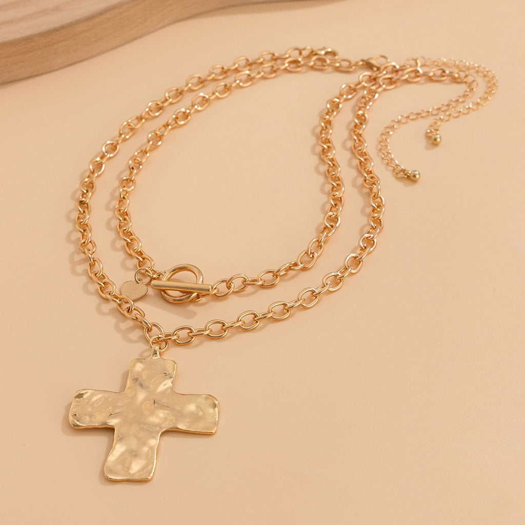 Collar Serie Cruz Martillada: Fe Contemporánea y Devoción con Estilo