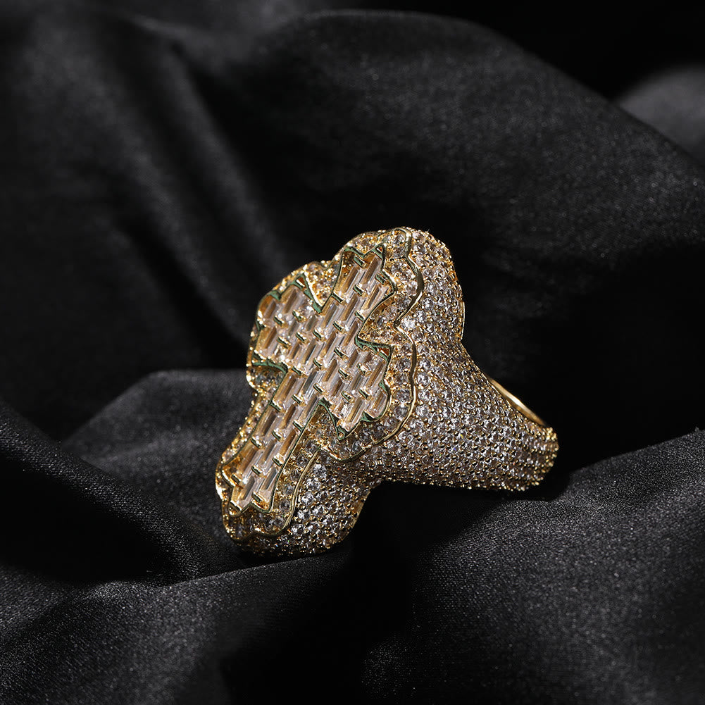 Anillo de Cruz Pavé: Elegancia Sagrada y Encanto Devocional