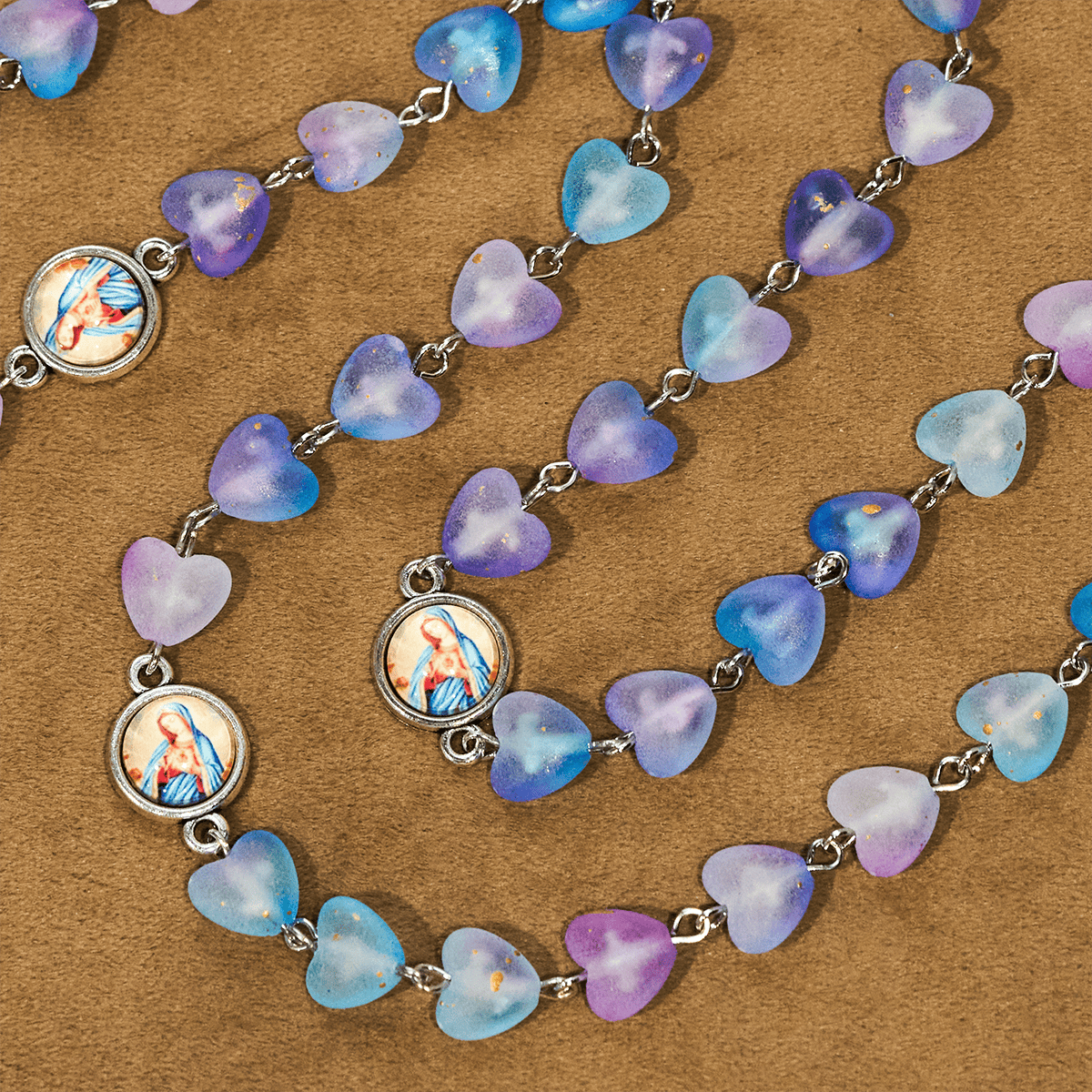 Rosario y Pulsera de Corazón y Mariposa Azul: Devoción y Espiritualidad con Arte