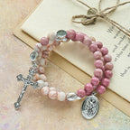 Pulsera Rosario de Alambre con Memoria de Veta de Palisandro y Piedra Mate con Medallas Marianas