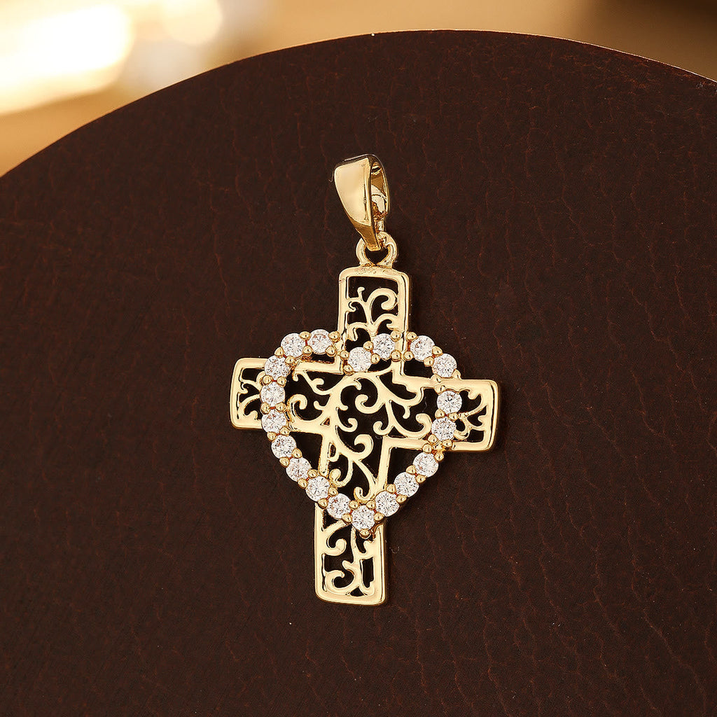 Serie de Cruces de Cobre Multidiseño: Opciones de Estilo para Llevar tu Fe