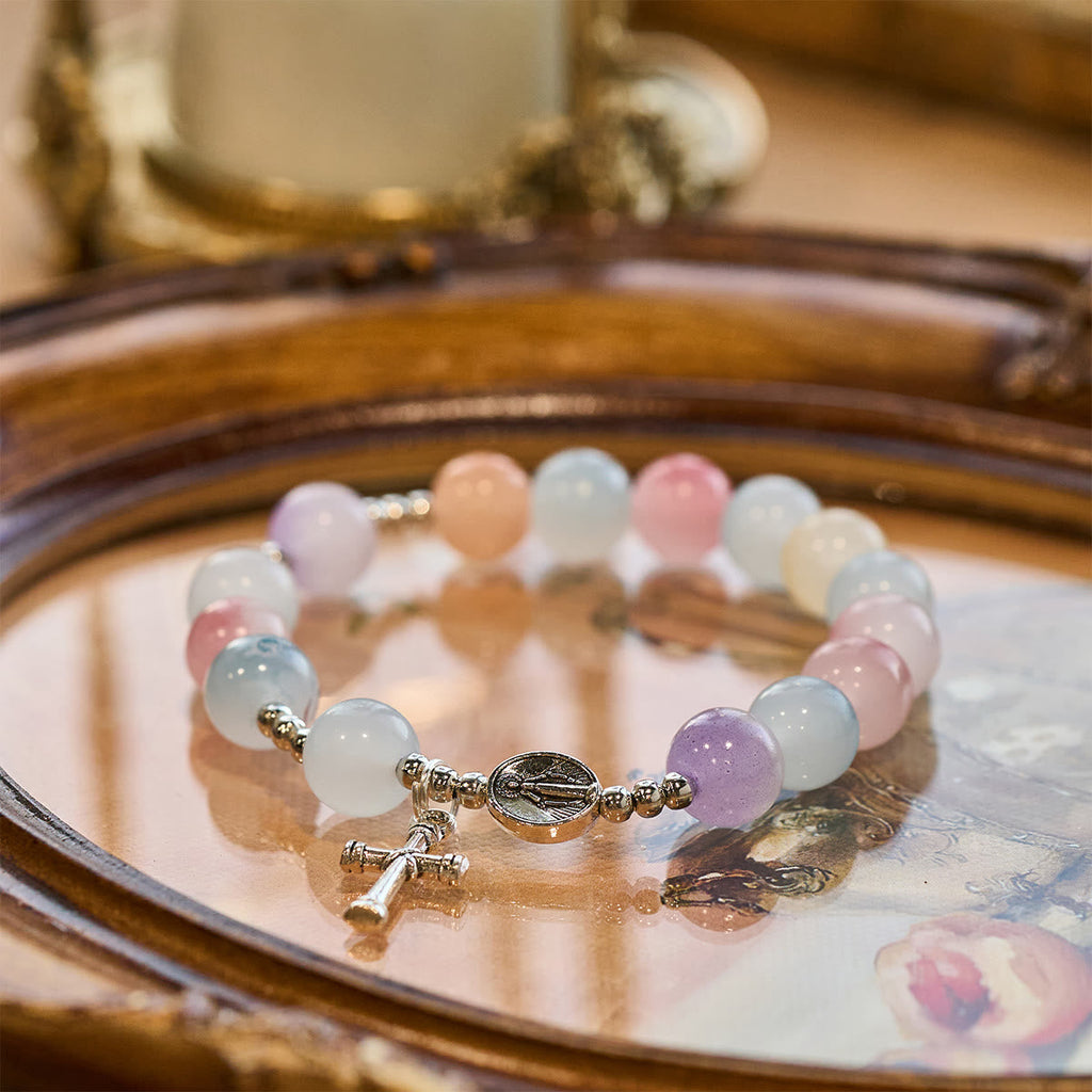 Pulsera de Oración con Cuentas UV que Cambian de Color en Tonos Pastel con la Virgen