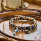 Pulsera Detallada de Cuentas de Cloisonné Azul con Crucifijo