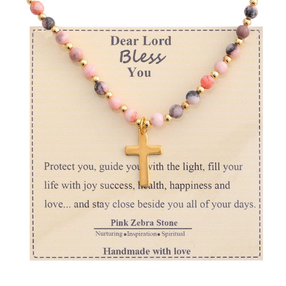 Collar de Cruz de Piedra Bendecida: Dije de Gema Natural y Detalle de Devoción Serena
