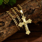 Collar Crucifijo Sagrado en 4 Estilos: Diseño Elegante y Recordatorio Fiel para Cada Día