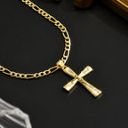 Collar Crucifijo Sagrado en 4 Estilos: Diseño Elegante y Recordatorio Fiel para Cada Día