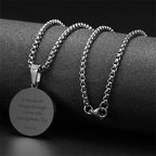 Collar con Dije de Oración Deportiva: Filipenses 4:13 e Ícono de Deporte para Llevar
