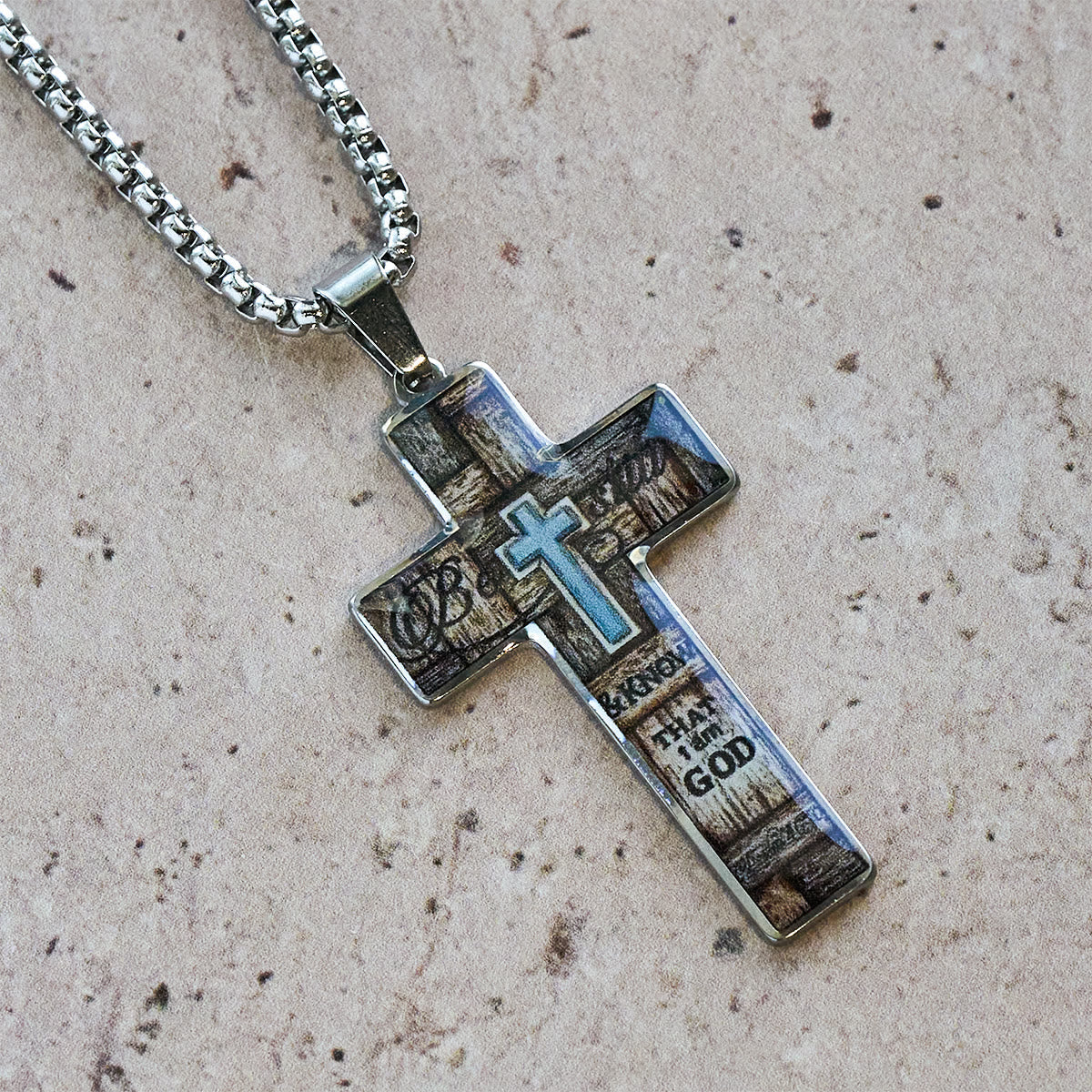 Collar de Cruz con Imagen Vitral: Fe con Arte Cerca del Corazón