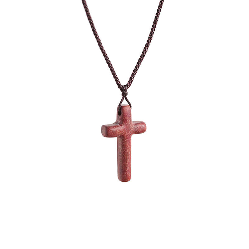 Collar Artesanal de Cruz de Sándalo Rojo — Devoción Sencilla para el Día a Día