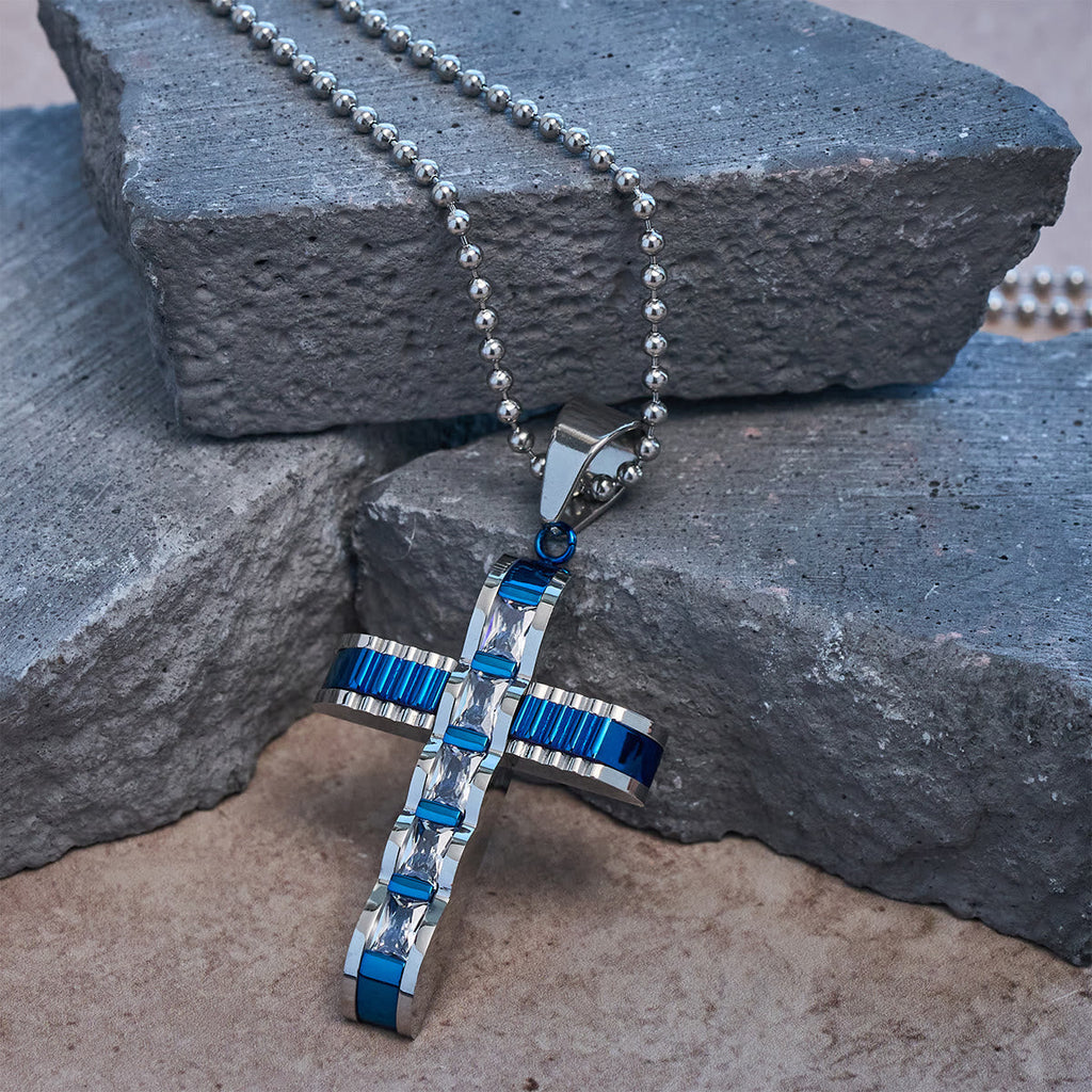 Collar de Cruz de Aleación con Circonia en 4 Colores: Símbolo de Fe Diario para tu Estilo