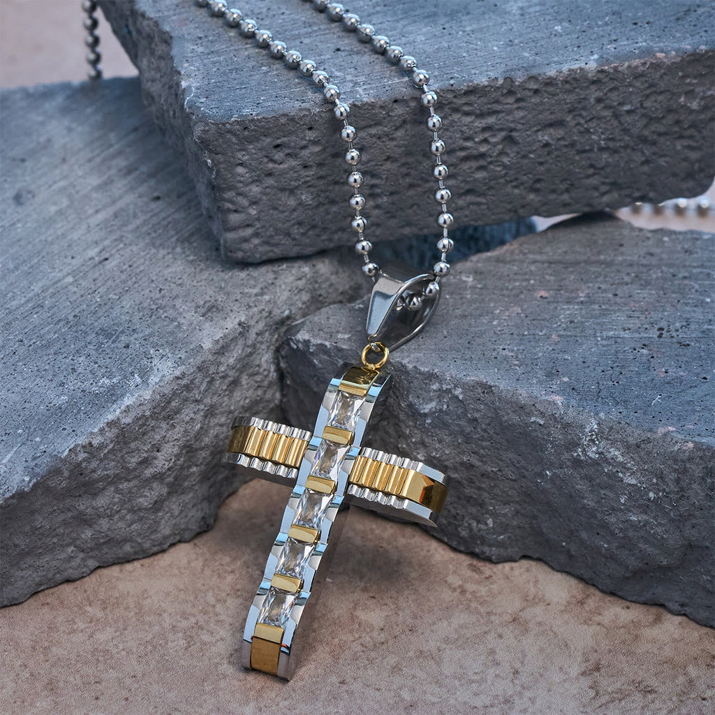 Collar de Cruz de Aleación con Circonia en 4 Colores: Símbolo de Fe Diario para tu Estilo