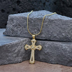 Collar de Cruz de Cobre y Circonia con Nudo: Recordatorio de Fe y Luz para el Día a Día