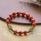 Pulsera Vintage de Cristal Rojo y Verde con Medalla Milagrosa: Fe y Gracia Diarias