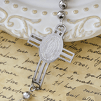Pulsera de Cuentas Llena de Gracia: Dije de Cruz para Recordatorios Suaves