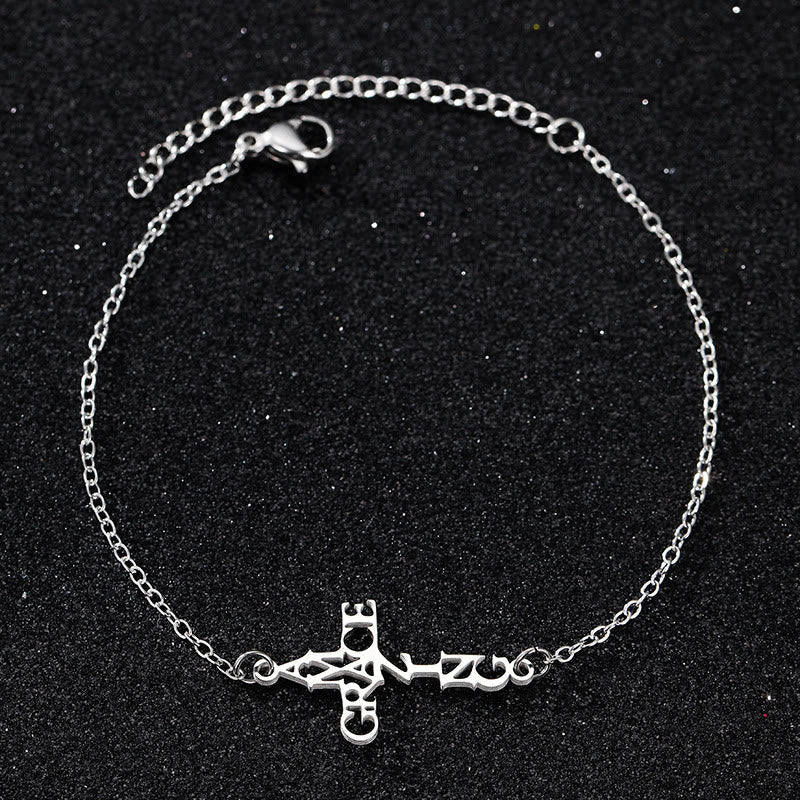 Pulsera de Cruz y Fe: Compañera Delicada de Gracia y Esperanza