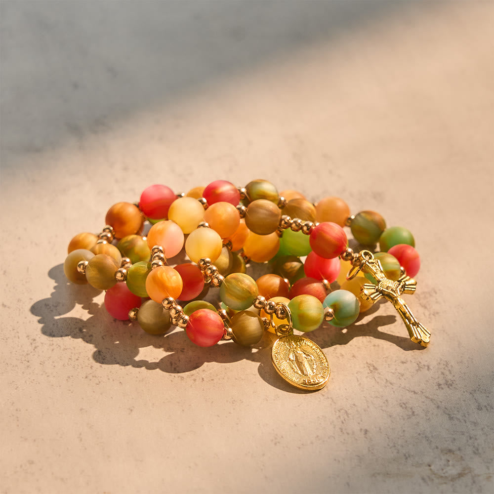 Pulsera Rosario Arcoíris de Fe Vibrante: Cuentas de Colores y Virgen Dorada Sagrada