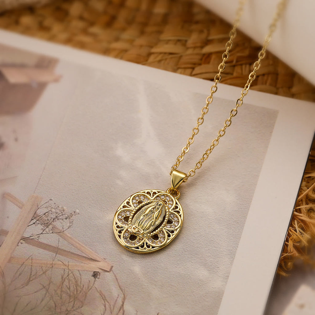 Collar de la Virgen en Tres Diseños: Compañero Firme para la Rutina Diaria