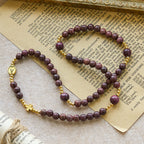 Pulsera Rosario Multicapa de Madera de Perilla con Cuentas Terrosas y la Virgen