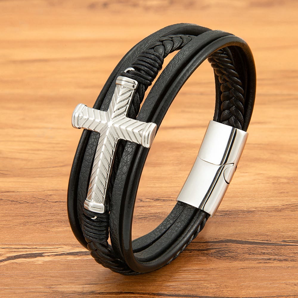 Pulsera de Cuero con Cruz en Tres Estilos: Fe Personalizada en Cada Hebra