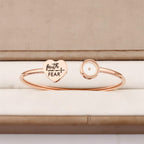 Brazalete Semilla de Mostaza "Fe Sobre Miedo" en 3 Colores: Recordatorio Firme de Esperanza