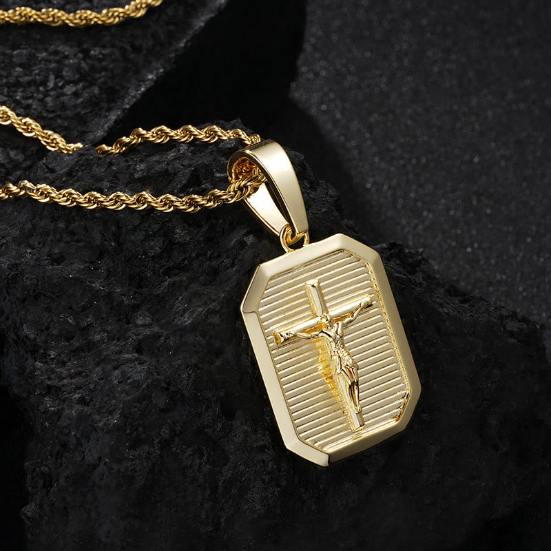 Collar Placa Militar con Crucifijo: Su Sacrificio Cerca de tu Corazón