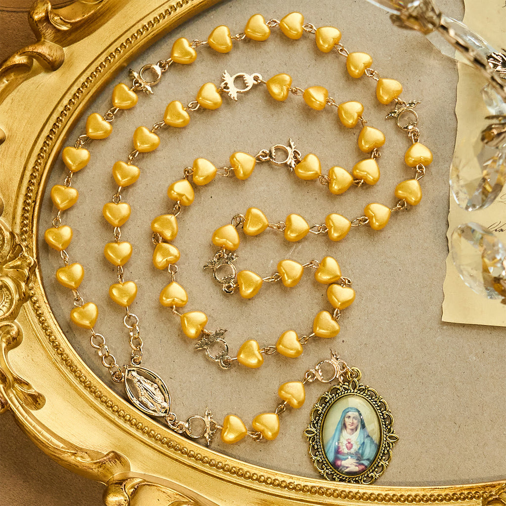 Set de Rosario y Pulsera de Cuentas de Corazón Amarillo: Compañero de Gracia Diaria