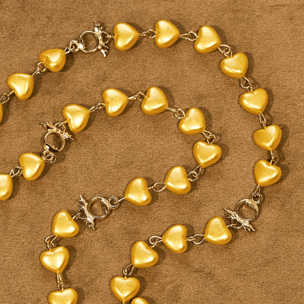 Set de Rosario y Pulsera de Cuentas de Corazón Amarillo: Compañero de Gracia Diaria