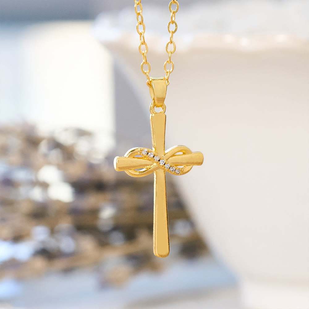 Collares de Cruz Möbius y Circonia: Comodidad Suave con Simbolismo Sagrado