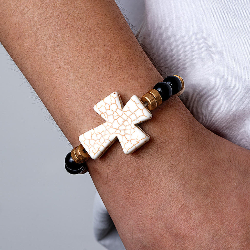 Pulsera de Cruz Texturizada Multiestilo: Devoción Marcada para el Día a Día
