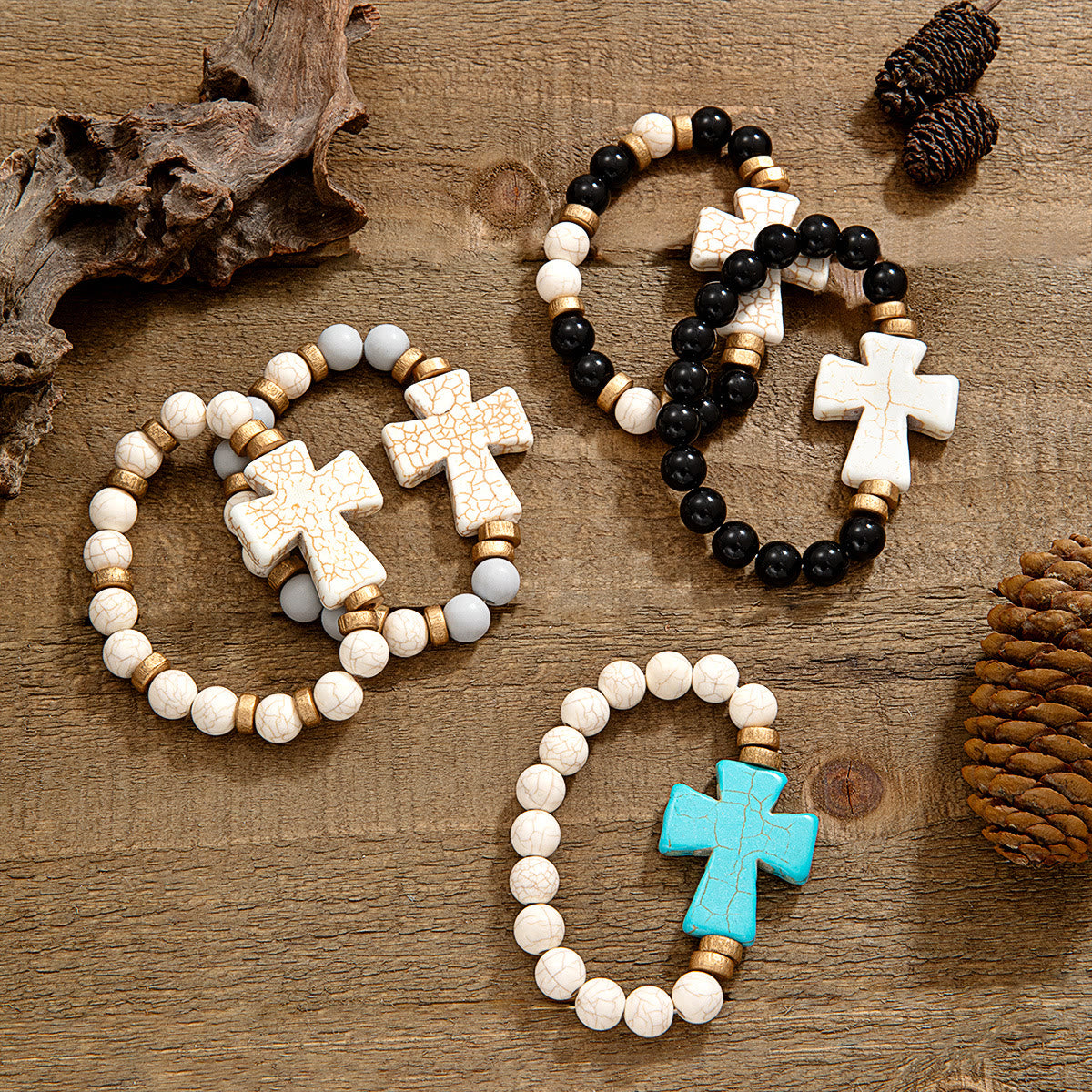 Pulsera de Cruz Texturizada Multiestilo: Devoción Marcada para el Día a Día