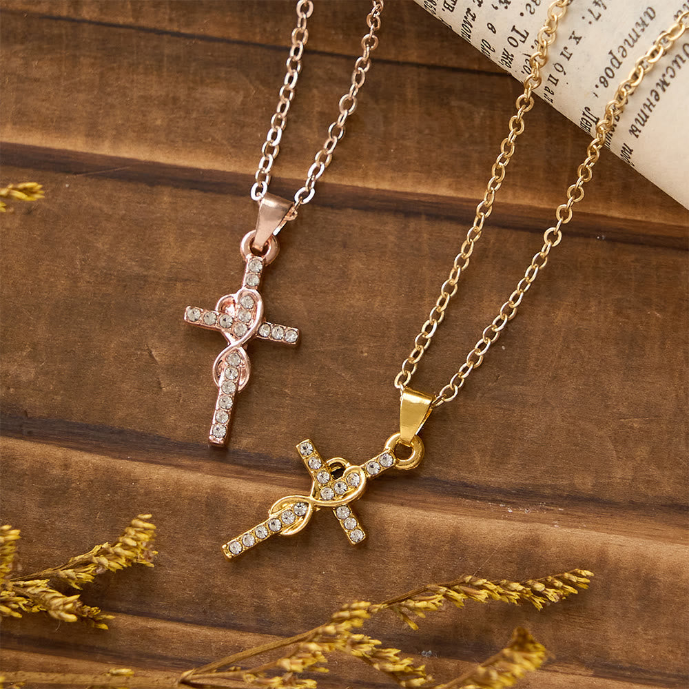 Collar Elegante con Dije de Corazón y Cruz Infinita Multicolor
