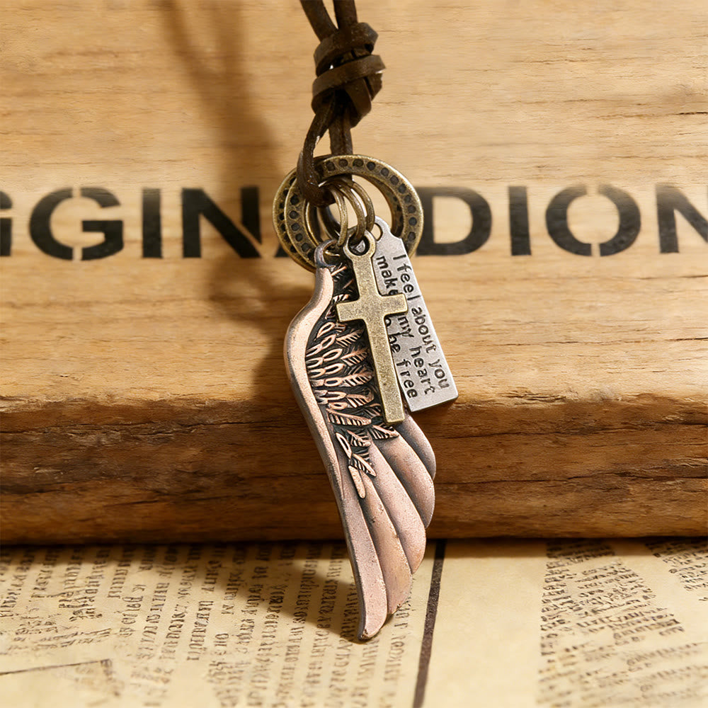 Collar Vintage de Ala de Ángel y Cruz: Su Cuidado para el Día a Día