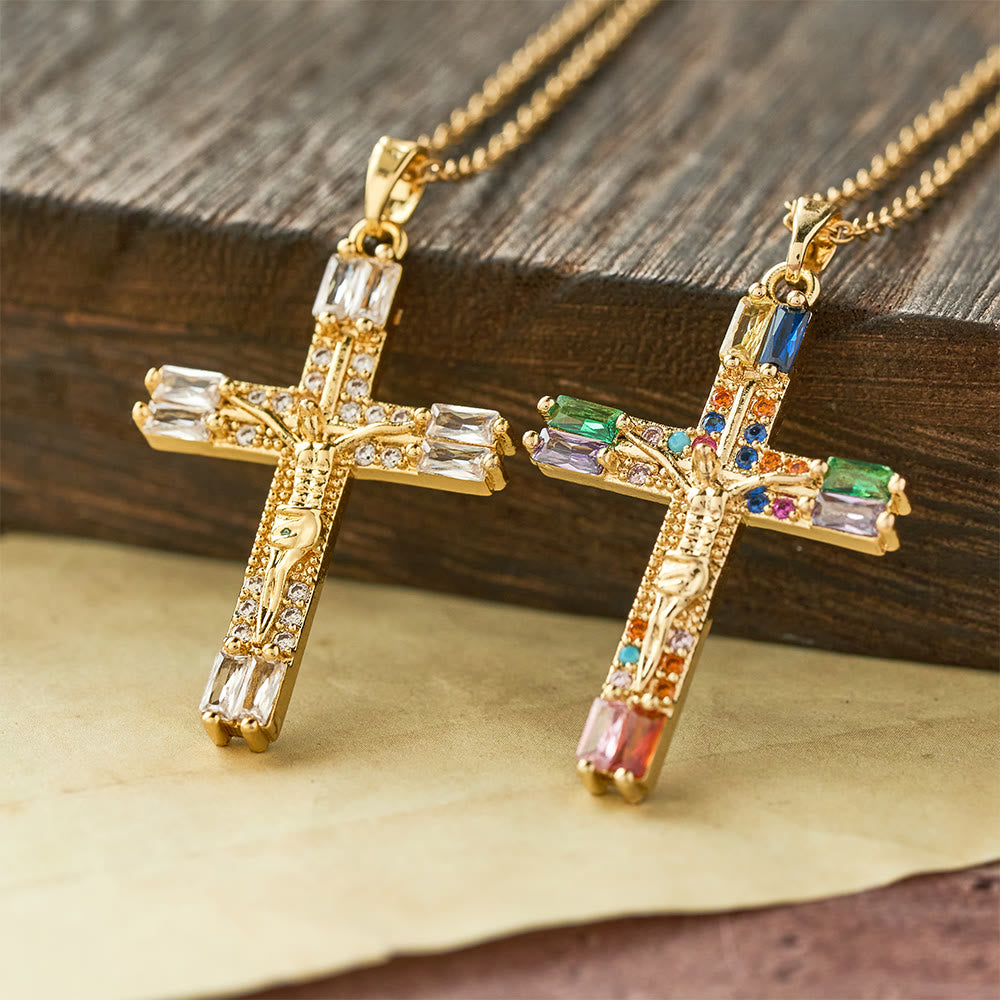 Collar de Acero de Titanio con Cruz de Circonita de Color Estilo Bohemio Retro