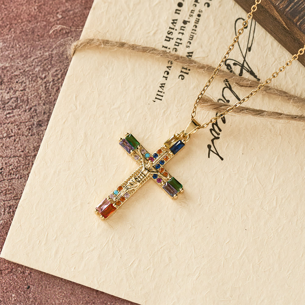 Collar de Acero de Titanio con Cruz de Circonita de Color Estilo Bohemio Retro