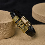 Pulsera Clásica de Cuero Trenzado con Santa Cruz en Dos Tonos
