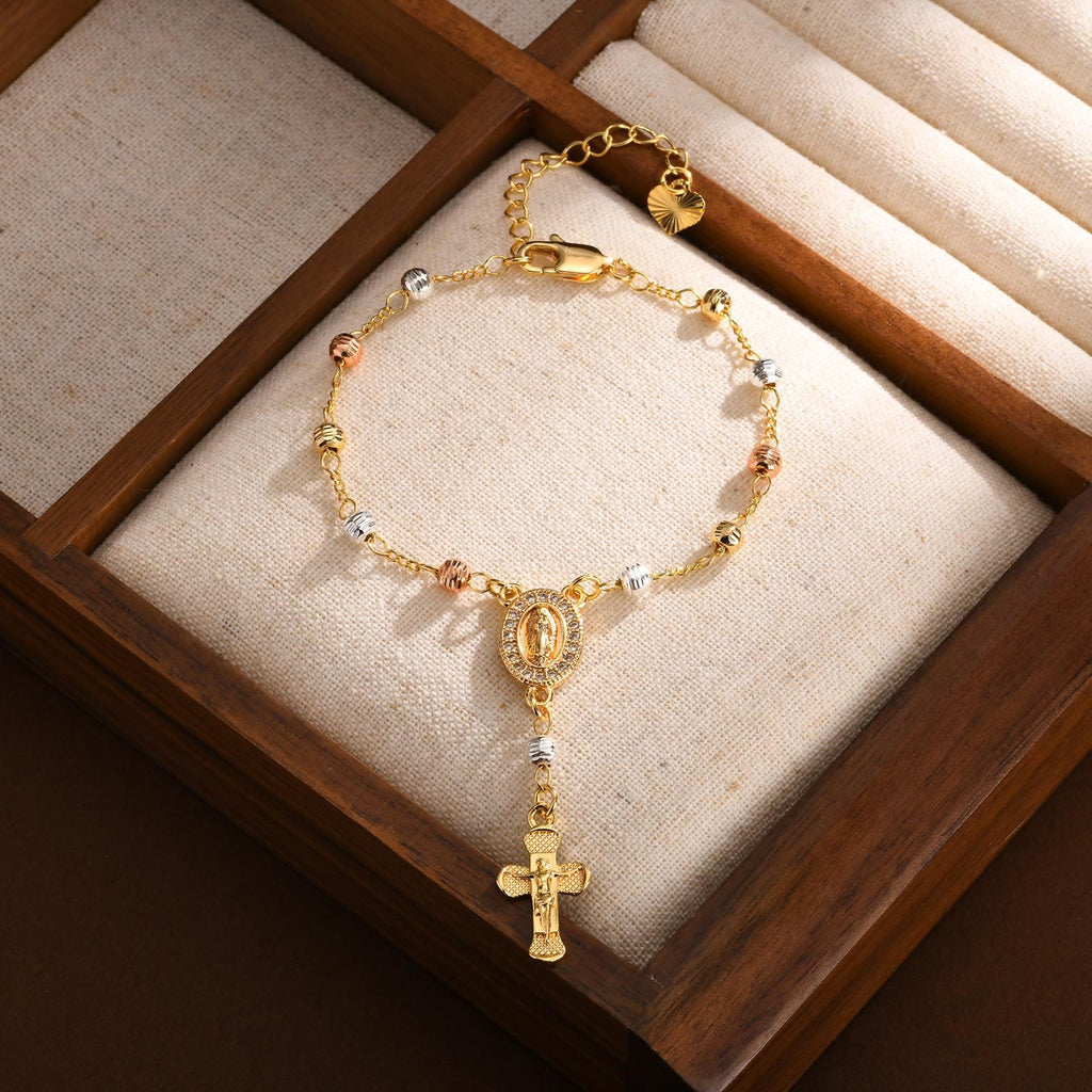 Pulsera con Dije de la Virgen y Crucifijo: Su Gracia en tu Muñeca