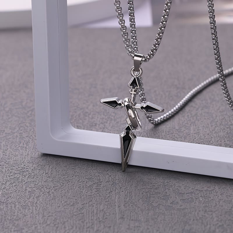 Collar de Metal Pulido con Cruz de Anillos Anidados: Recuerda Su Abrazo Duradero