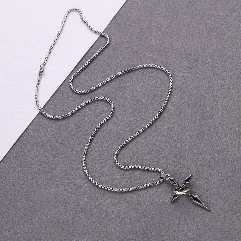 Collar de Metal Pulido con Cruz de Anillos Anidados: Recuerda Su Abrazo Duradero