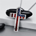 Collar de Cruz de Metal con Motivo de Bandera: Lleva la Fe y el Honor Cerca del Corazón