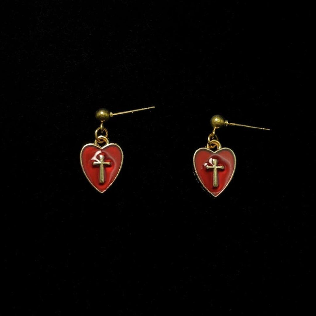 Collar y Aretes a Juego con Dije de Corazón y Cruz: Encarna Su Tierno Amor