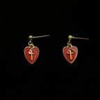 Collar y Aretes a Juego con Dije de Corazón y Cruz: Encarna Su Tierno Amor
