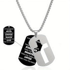 Collar con Cruz Calada de Metal Pulido y Versículo Grabado: Lleva Su Promesa Cada Día