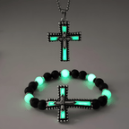 Set de Joyería de Cruz que Brilla en la Oscuridad con Piedra Volcánica: Su Gracia Cerca