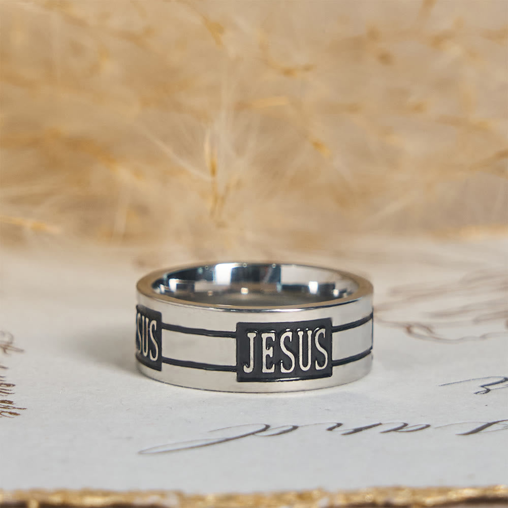Anillo de Metal con Letras "JESÚS": Lleva Su Gracia en tu Día a Día