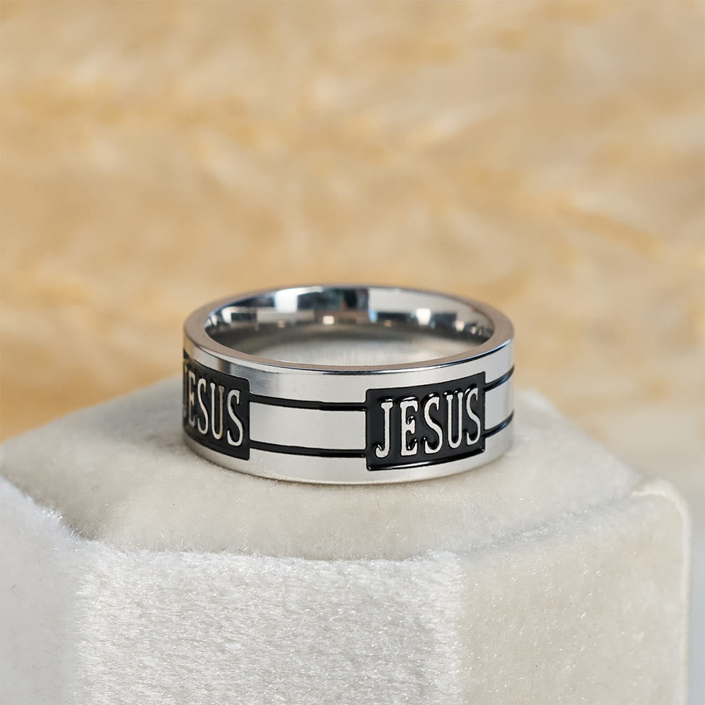 Anillo de Metal con Letras "JESÚS": Lleva Su Gracia en tu Día a Día