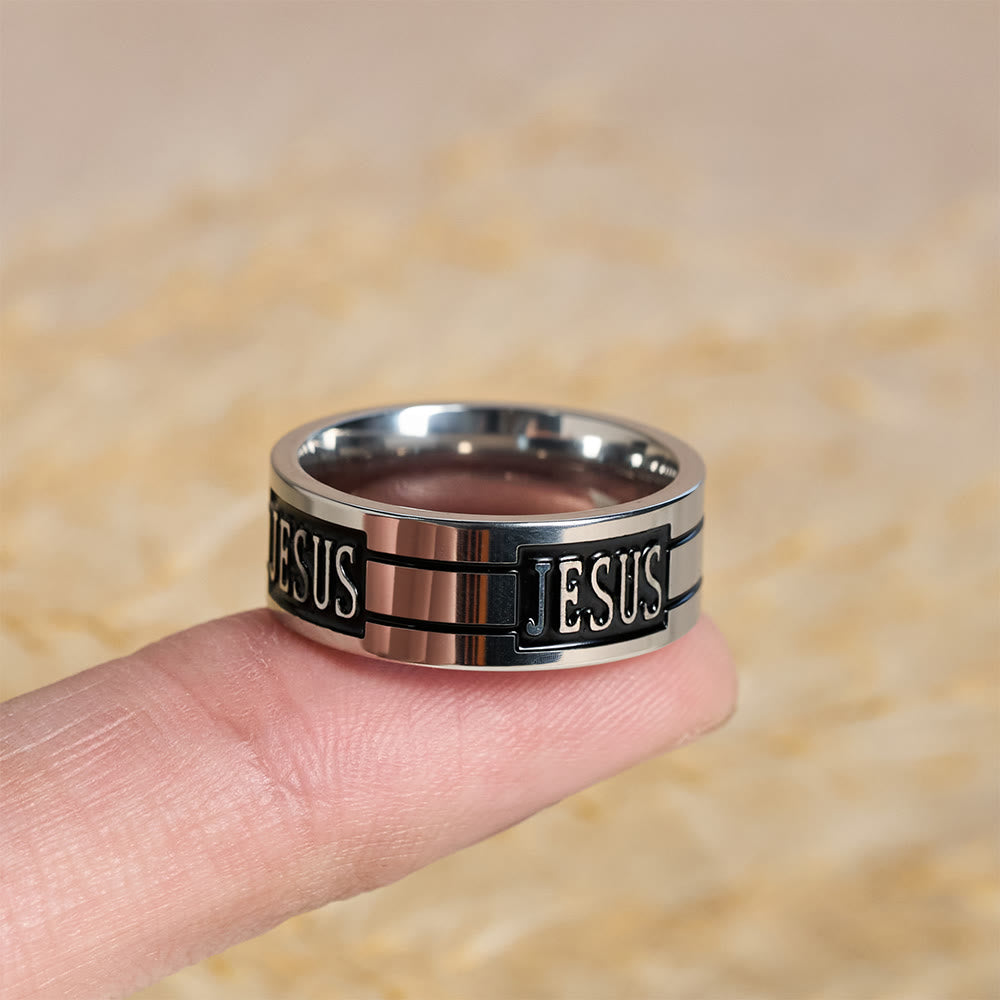 Anillo de Metal con Letras "JESÚS": Lleva Su Gracia en tu Día a Día