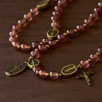 Pulsera Vintage de Cuarzo Fresa con Medalla Milagrosa de Devoción Sagrada