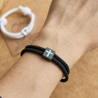 Pulsera de Cordón Milano con Cruz y Tarjeta de Regalo: Bendición para Bautizos y Ocasiones